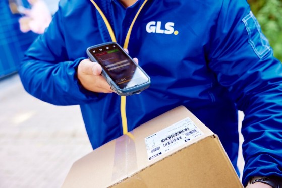 Sending parcels