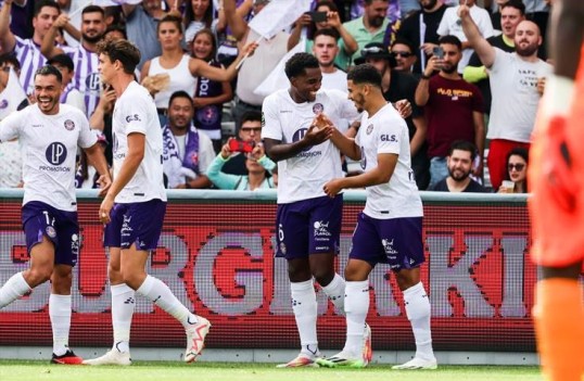 GLS France sponsored Toulouse football club (home stadium)